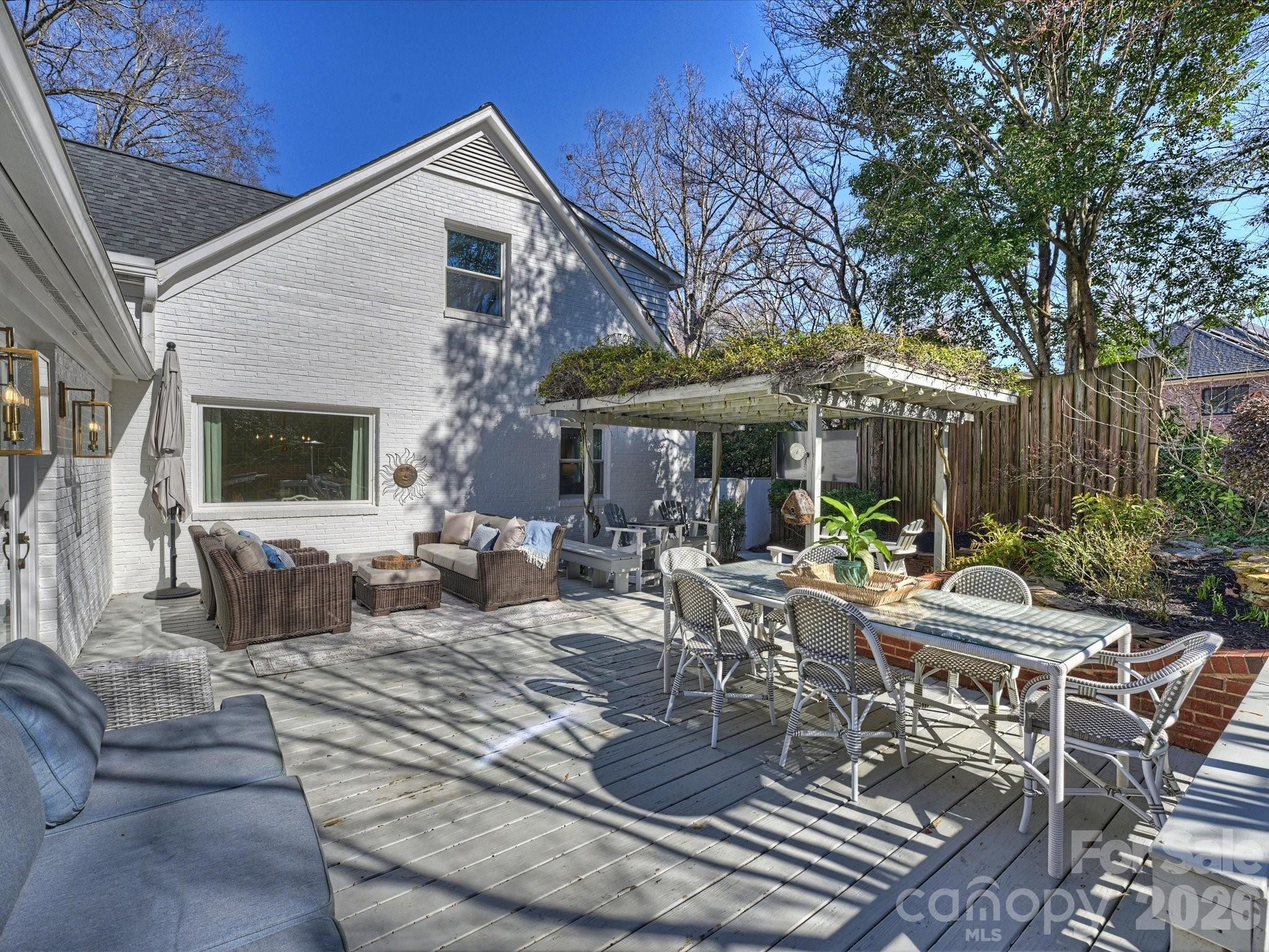 Lansdowne - Residential