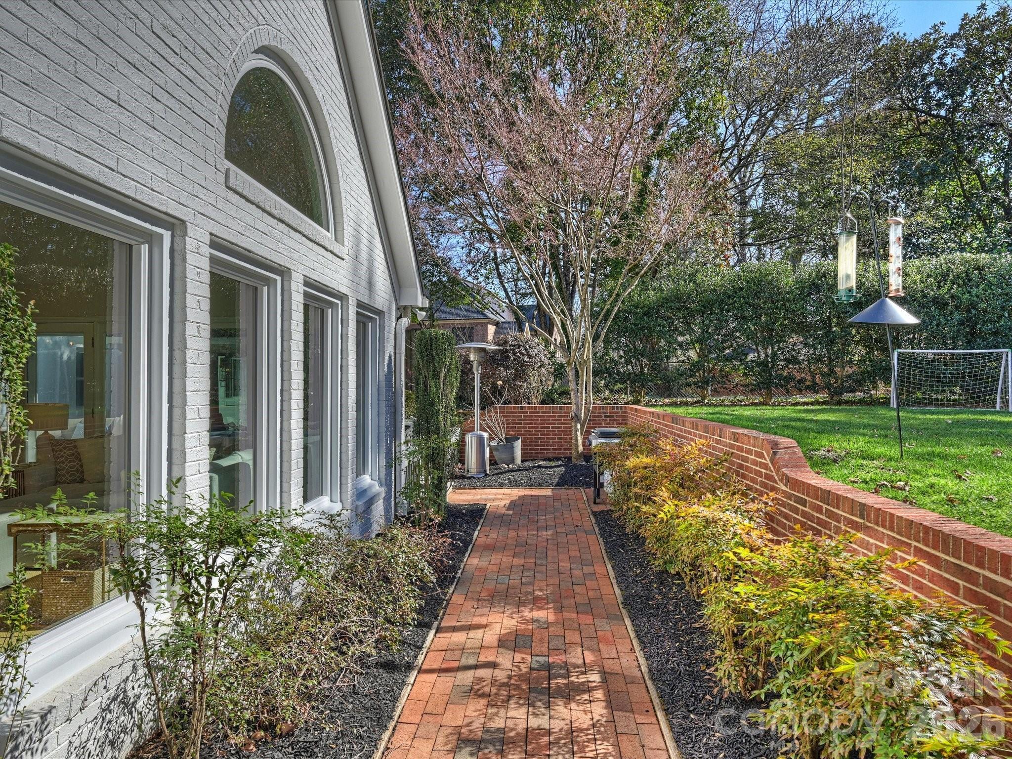 Lansdowne - Residential