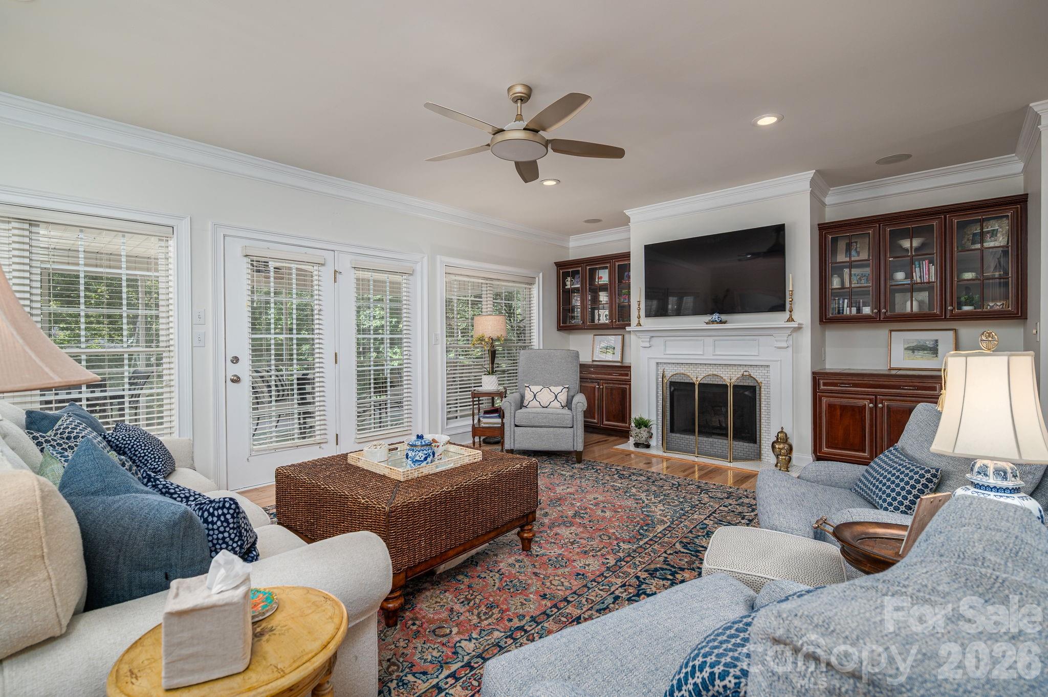 Deerwood Park - Residential