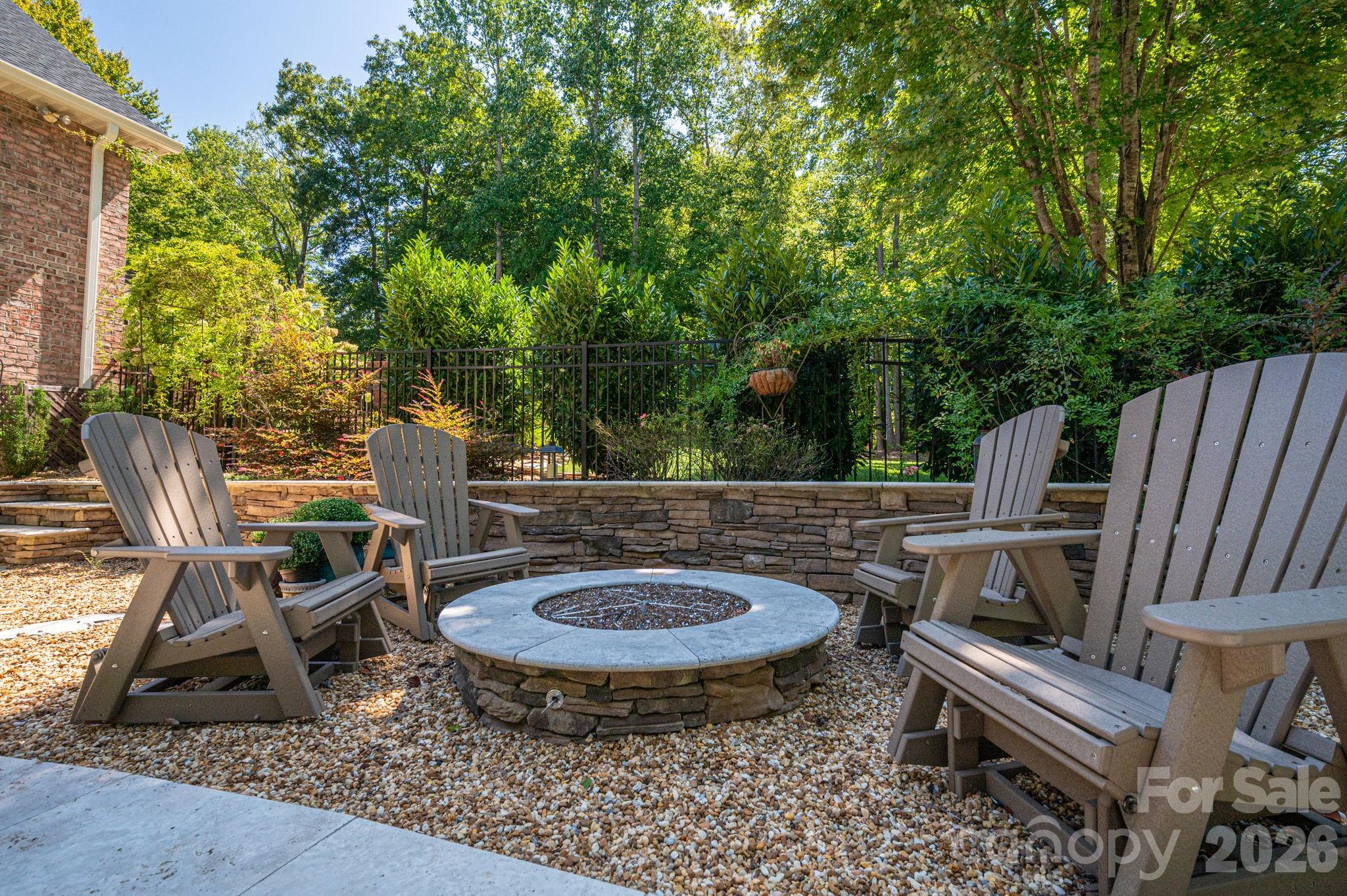 Deerwood Park - Residential