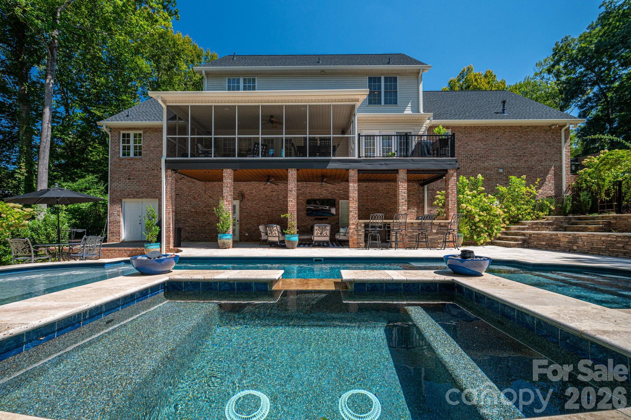 Deerwood Park - Residential