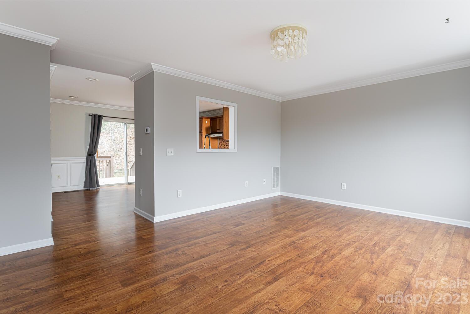 Woodfin Manor - Residential