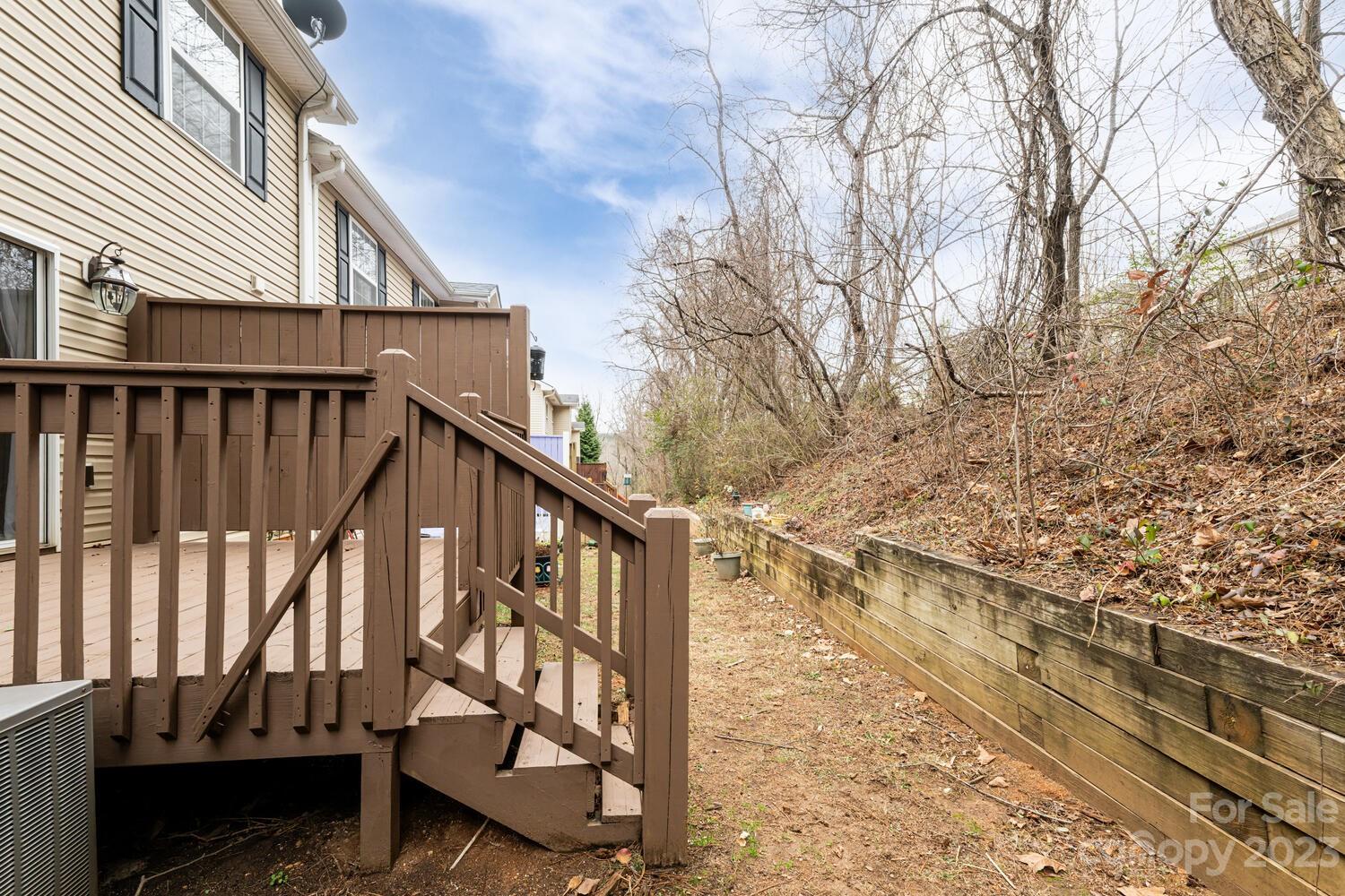 Woodfin Manor - Residential