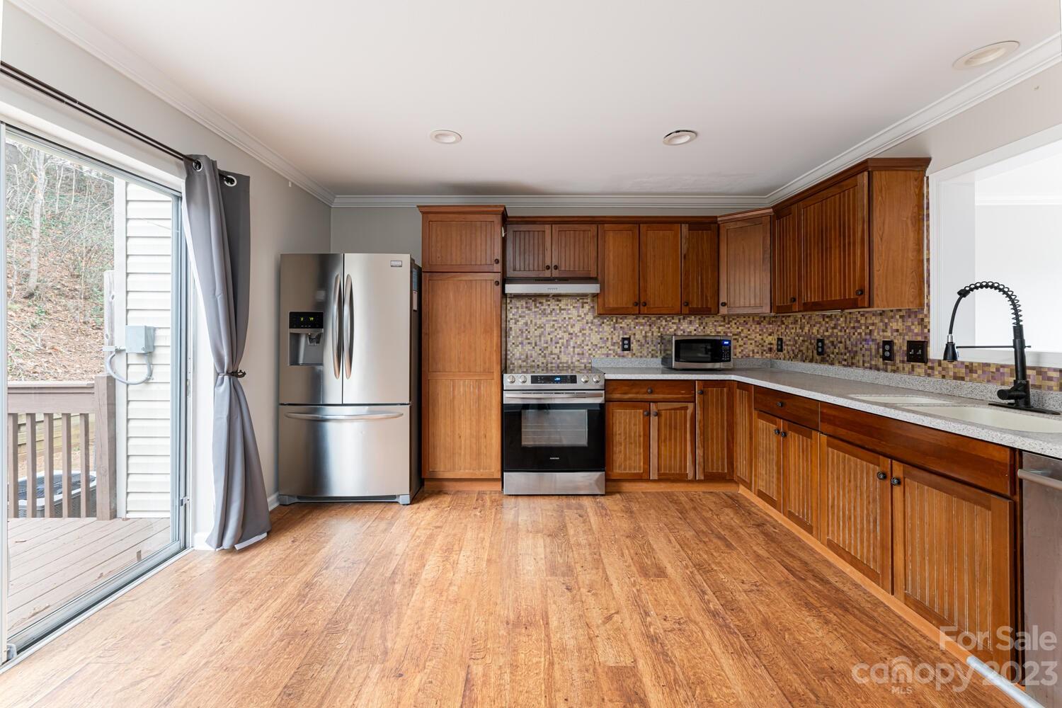 Woodfin Manor - Residential