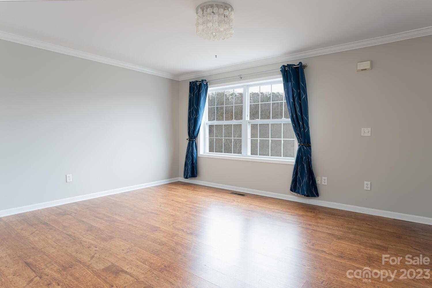 Woodfin Manor - Residential