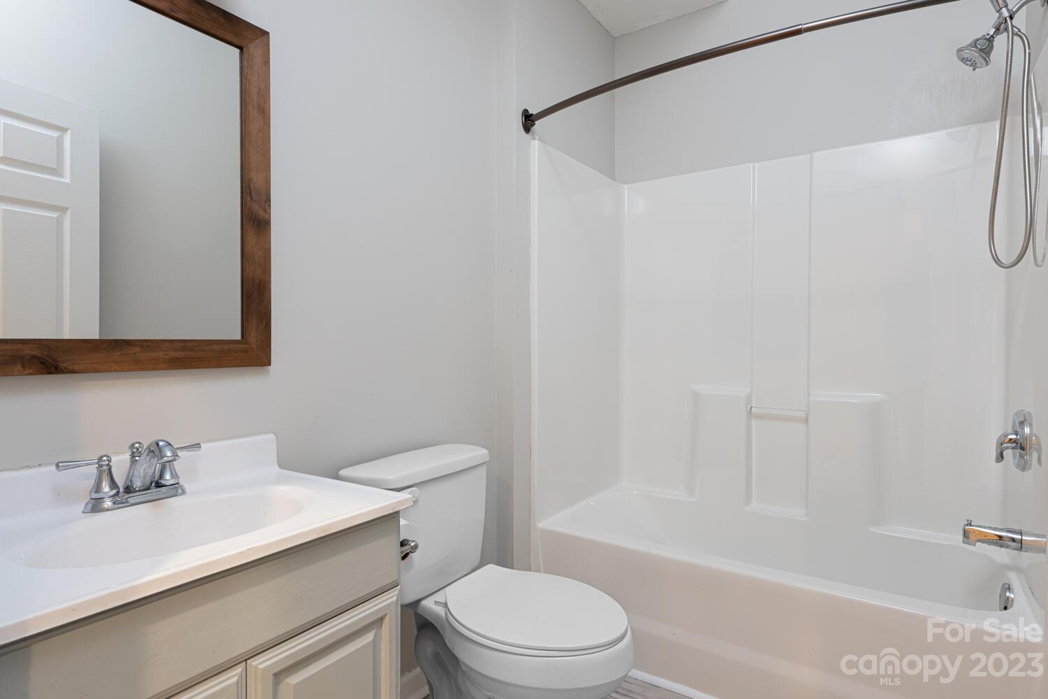 Woodfin Manor - Residential