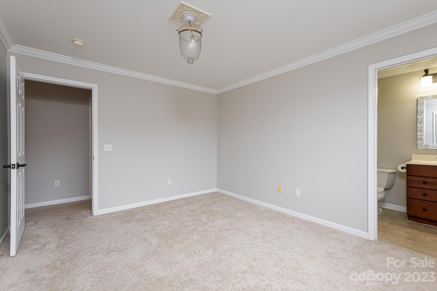 Woodfin Manor - Residential