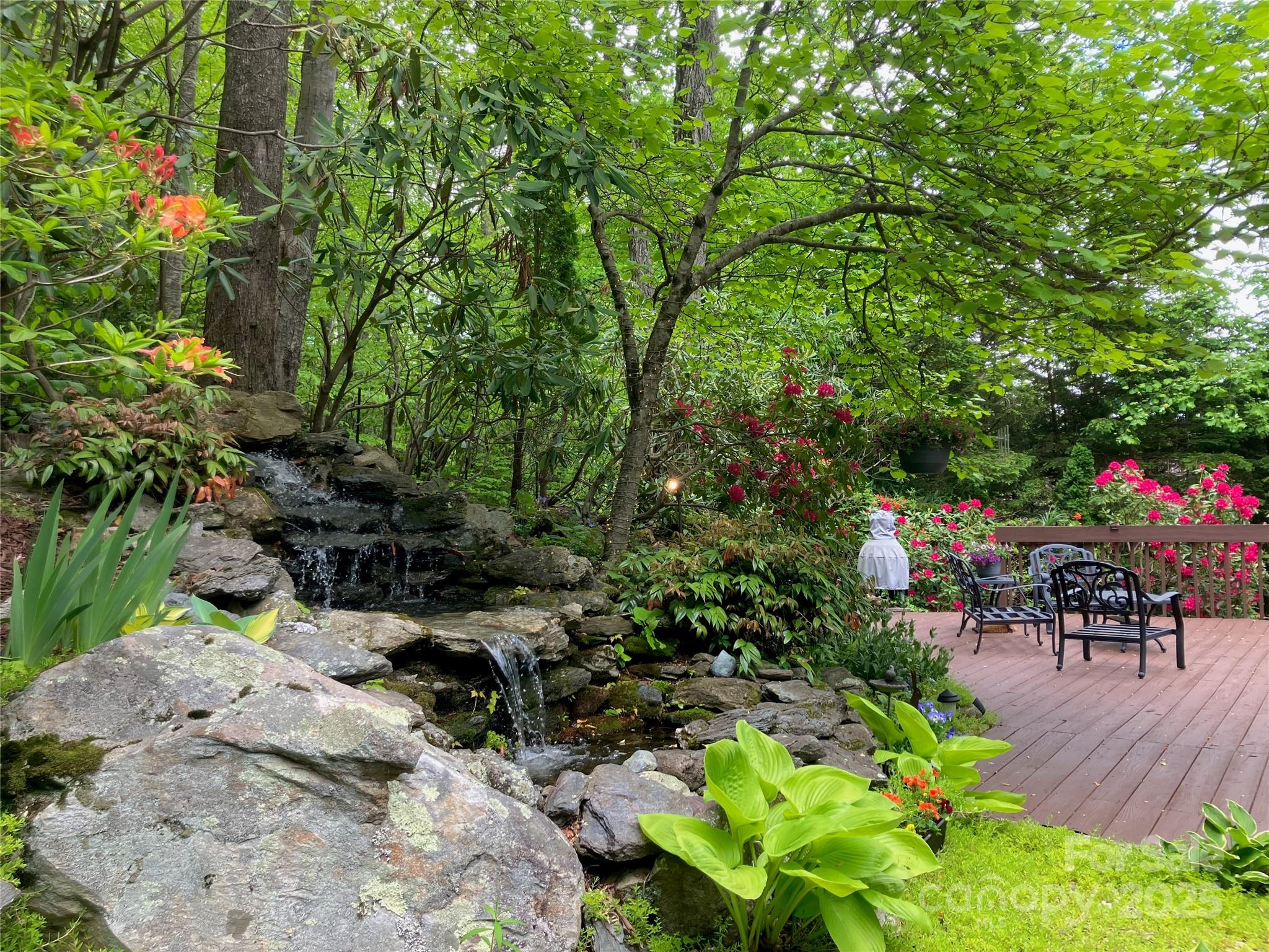 220 woodwinds Lane