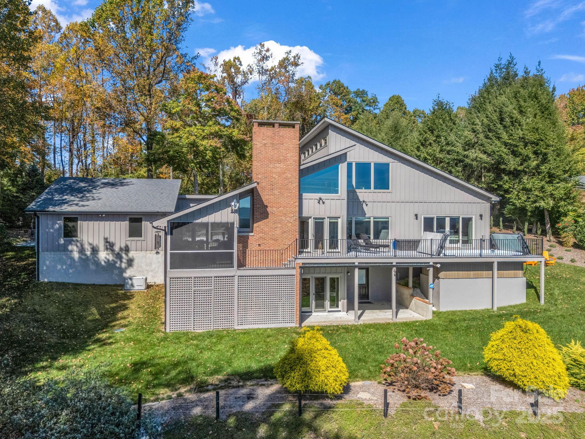 142 Judds Peak Road