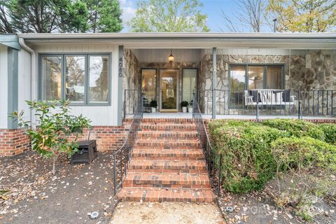 A home in Tega Cay