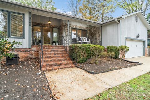 A home in Tega Cay