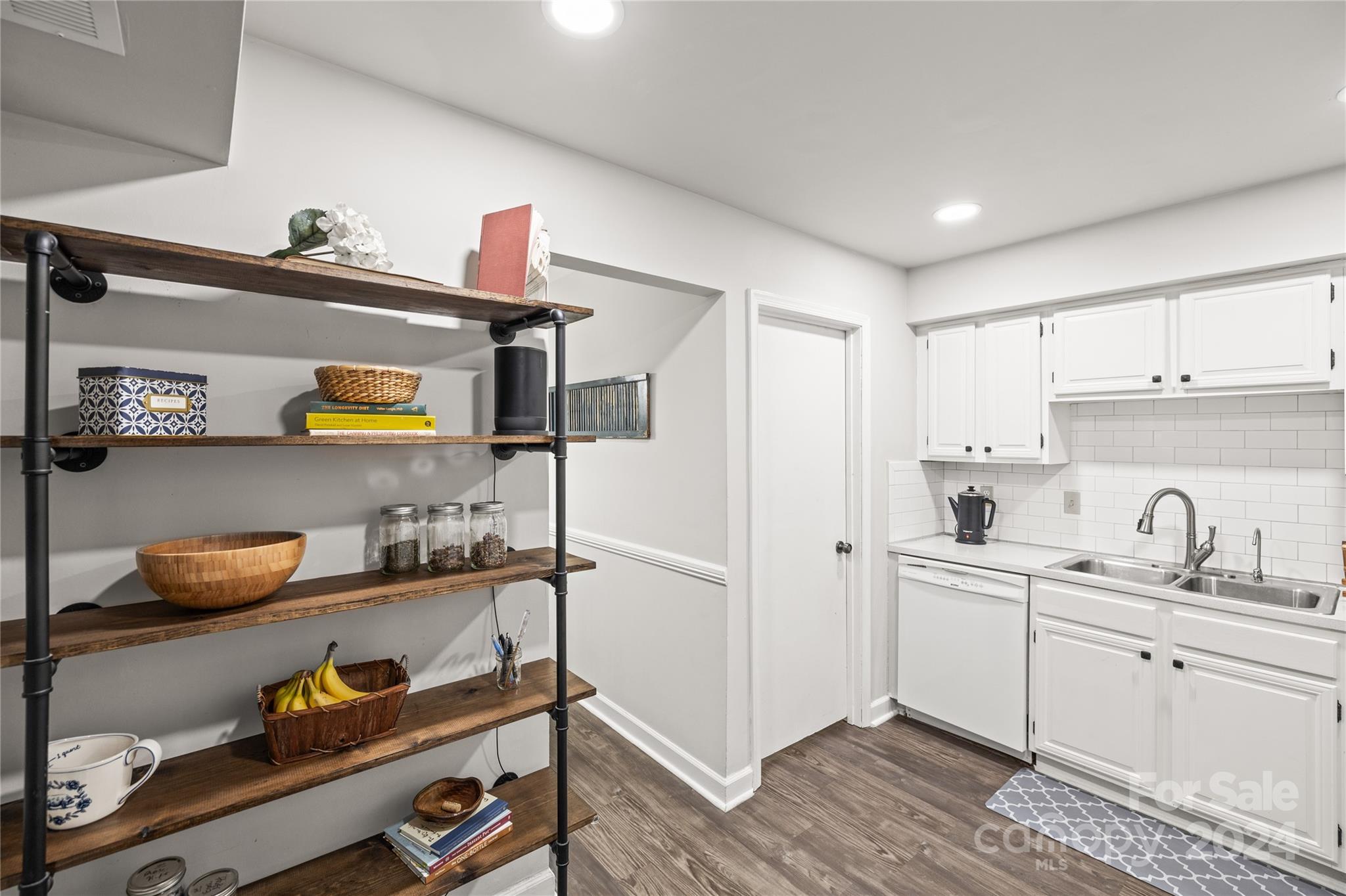 Quail Hollow Estates - Residential