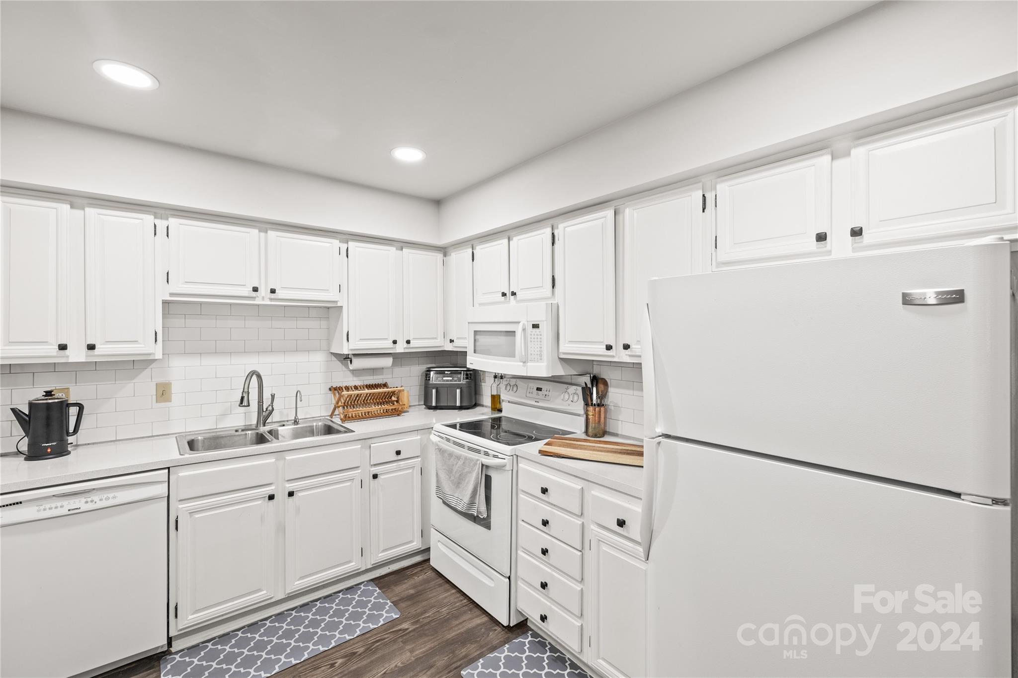 Quail Hollow Estates - Residential