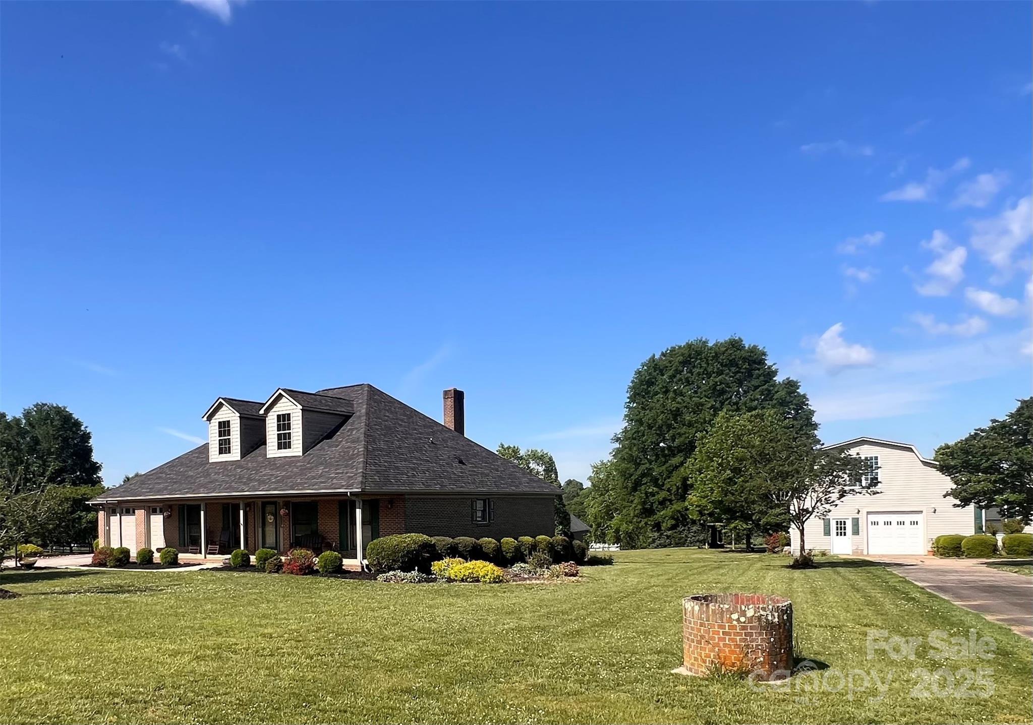 1351 Hardin Road