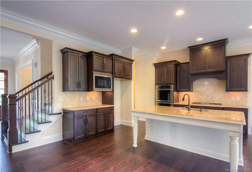 The Manors at Lake Ridge - Residential