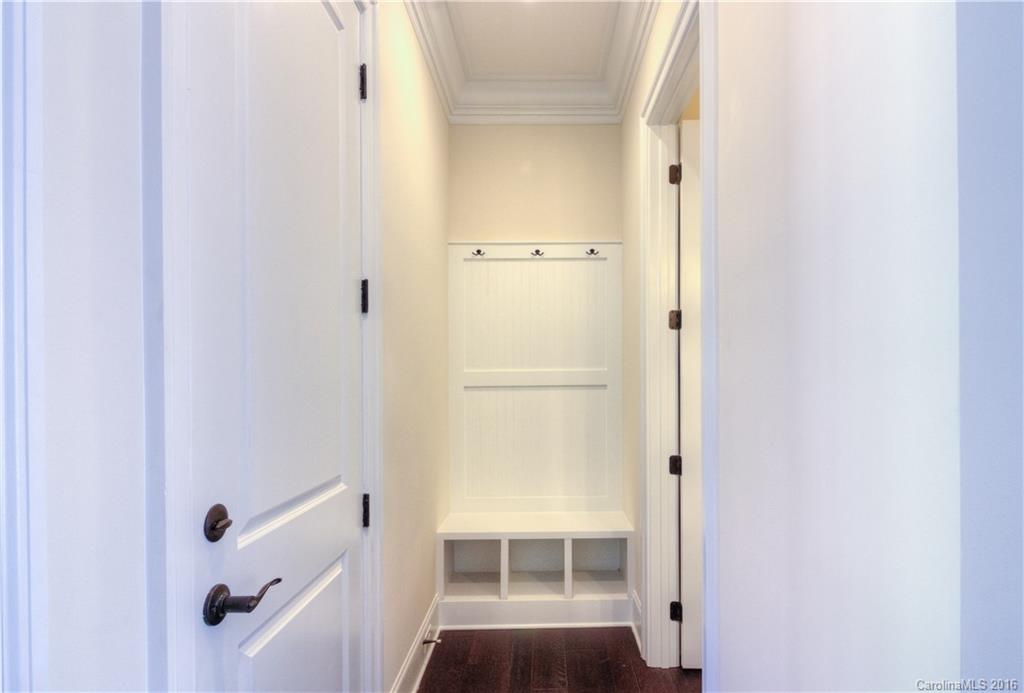 The Manors at Lake Ridge - Residential