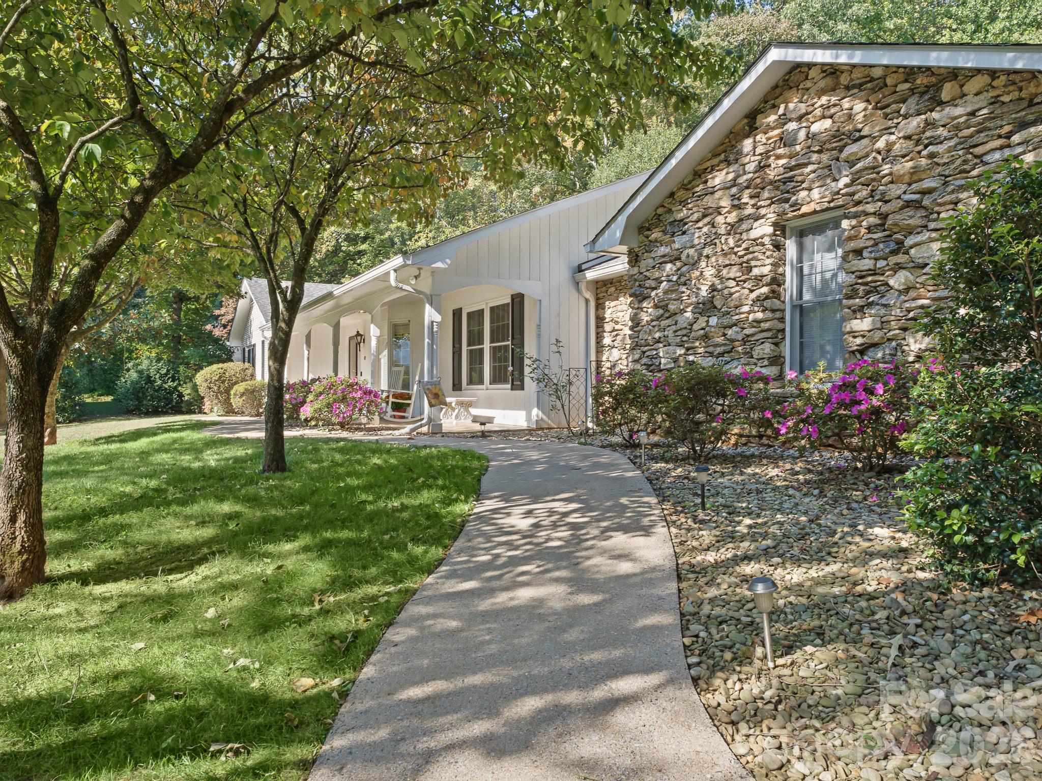109 Yardley Court