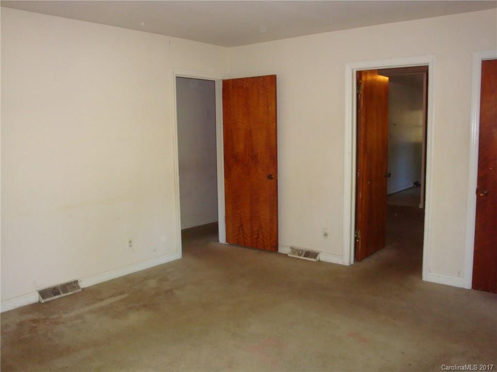 Hillsborough Acres - Residential