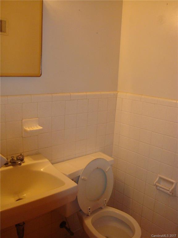 Hillsborough Acres - Residential