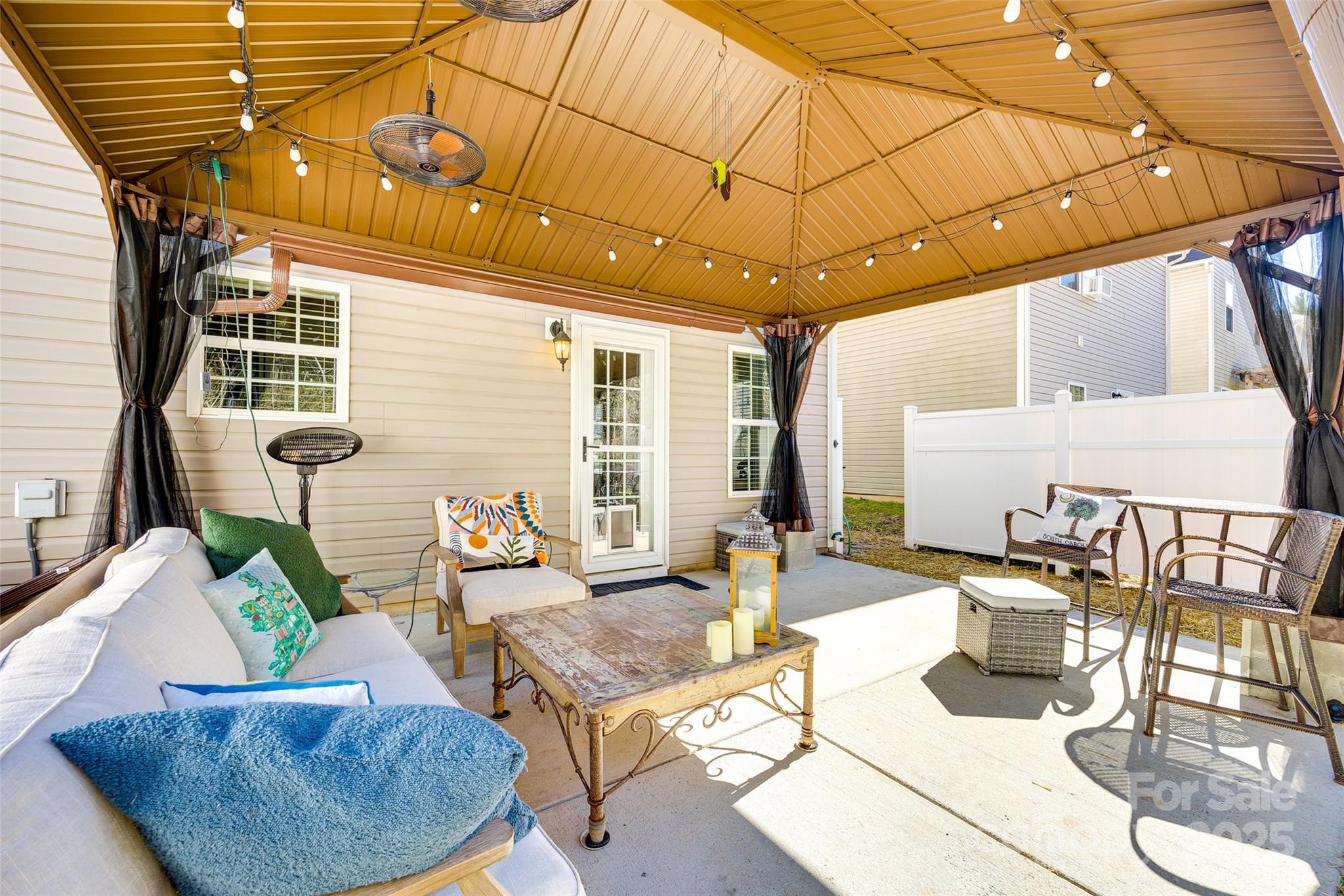 Huntington Place - Residential
