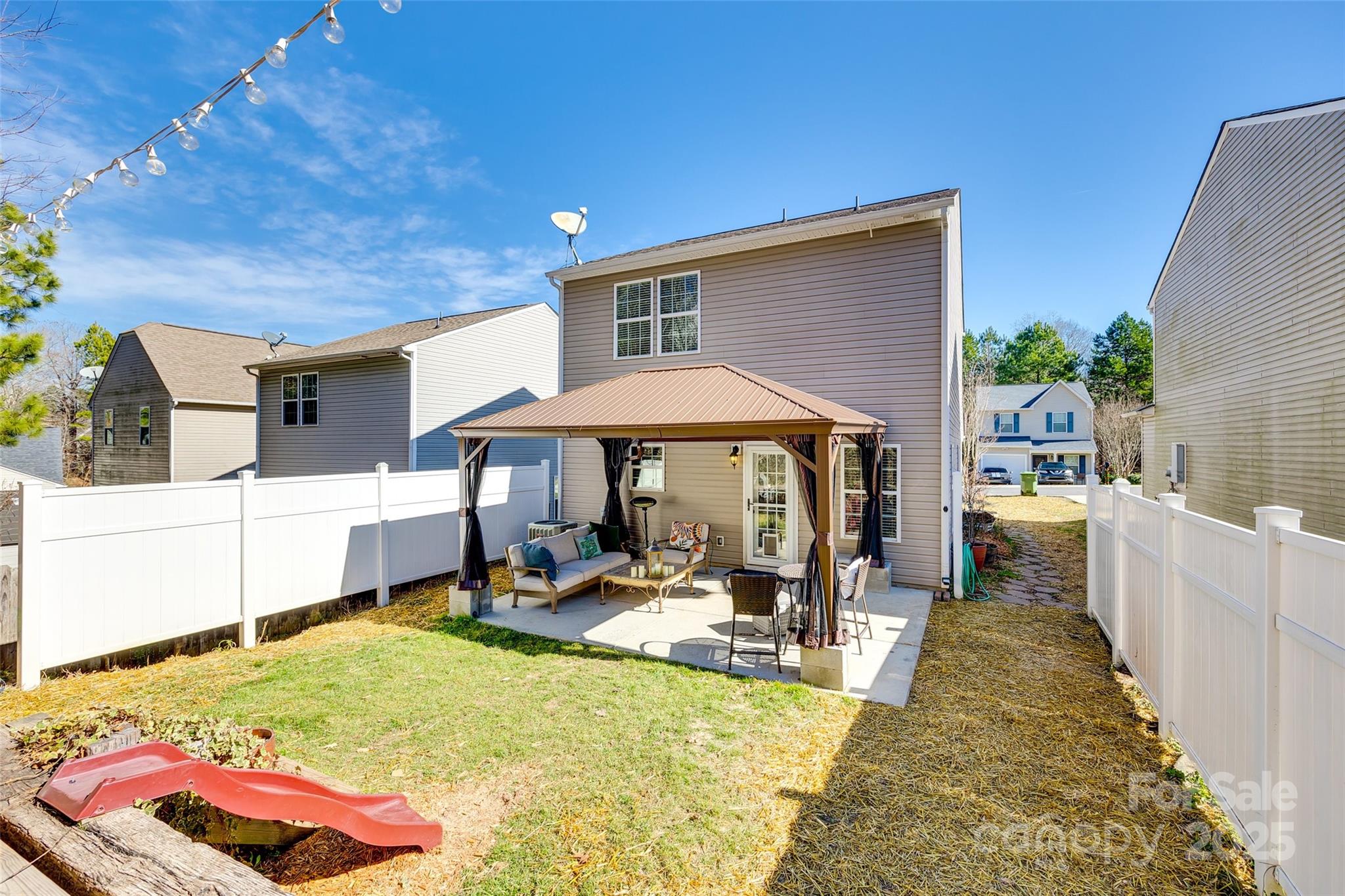 Huntington Place - Residential