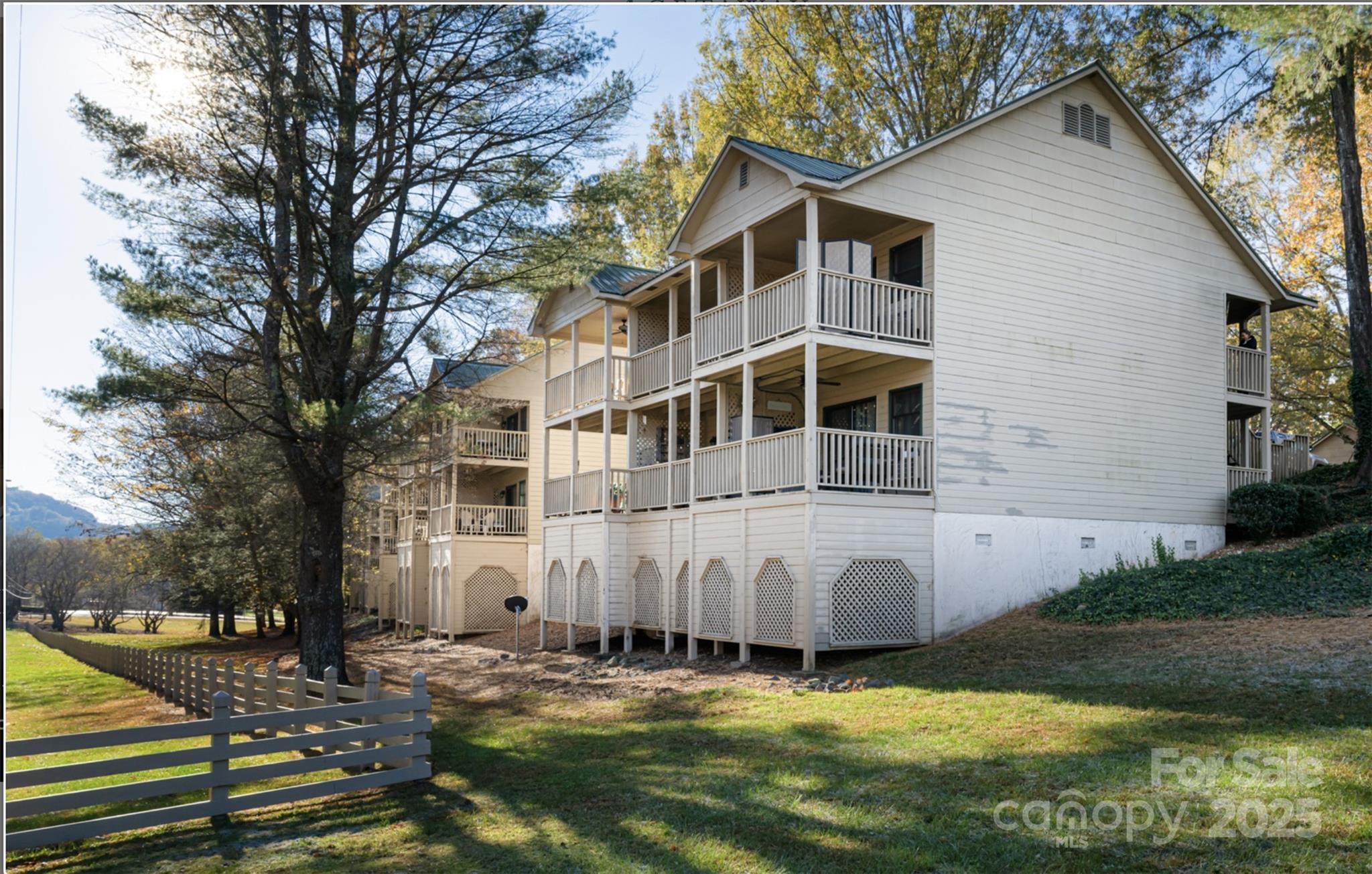 160 Whitney Boulevard