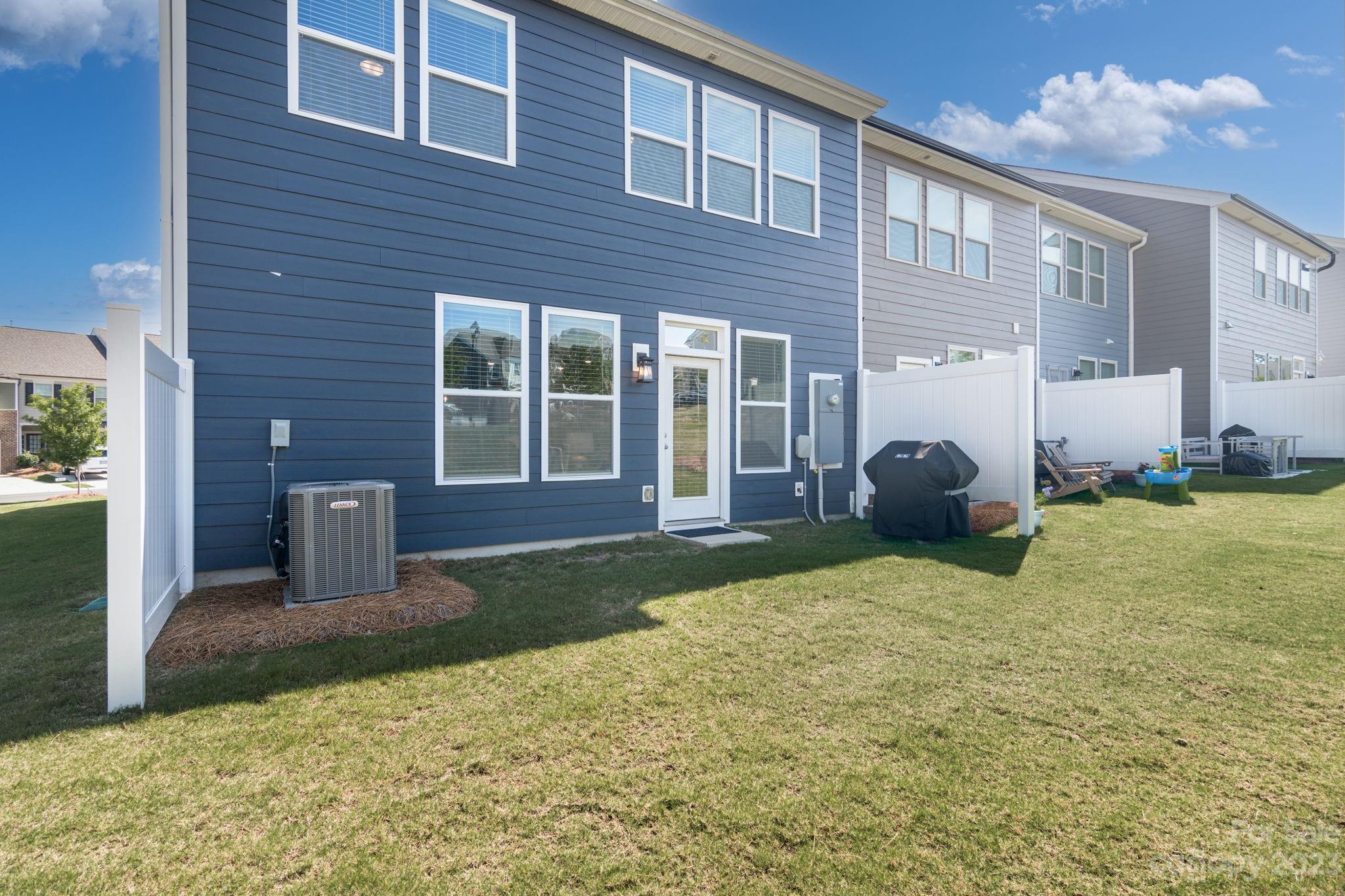 Paddlers Cove - Residential