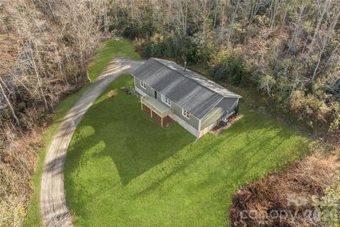 73 The Old Run Road Fairview NC 28730