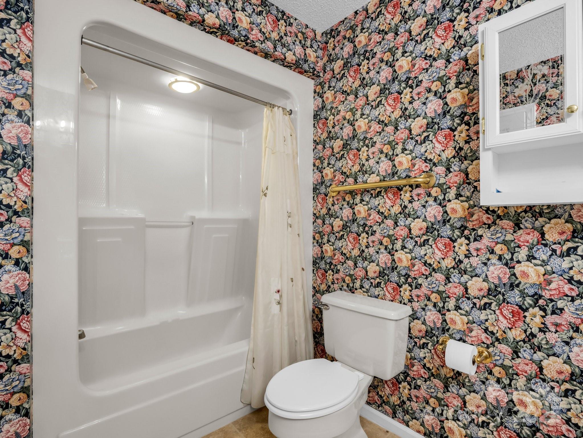 Hunting Country Trails - Residential