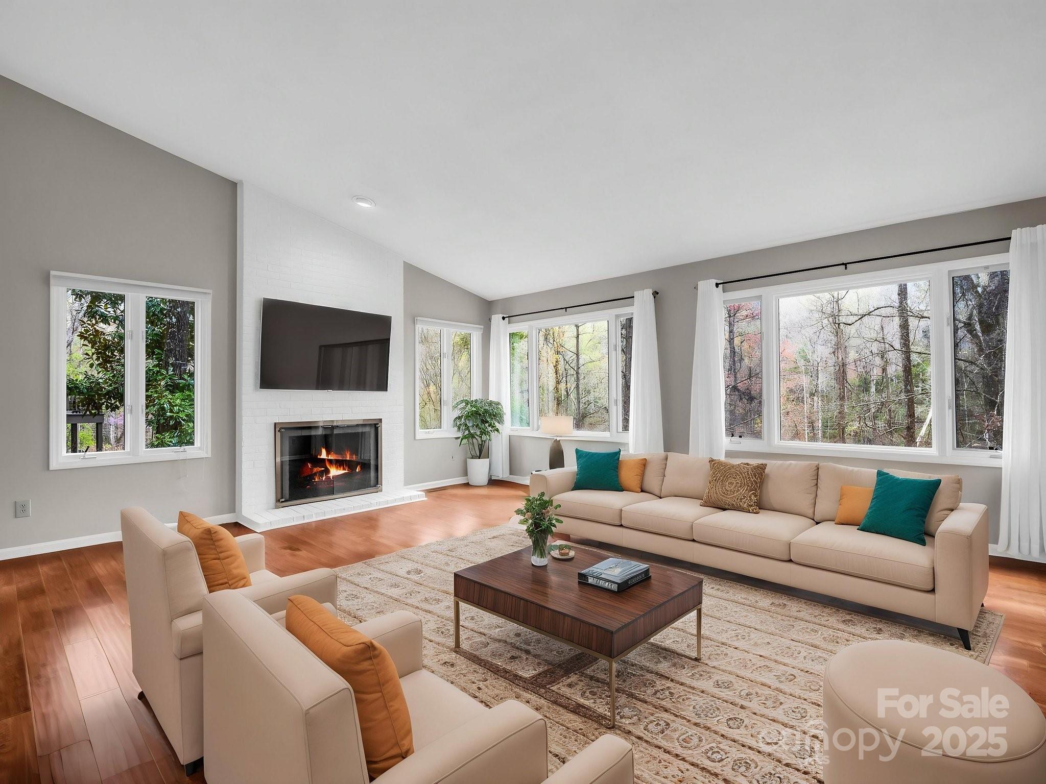 Hunting Country Trails - Residential