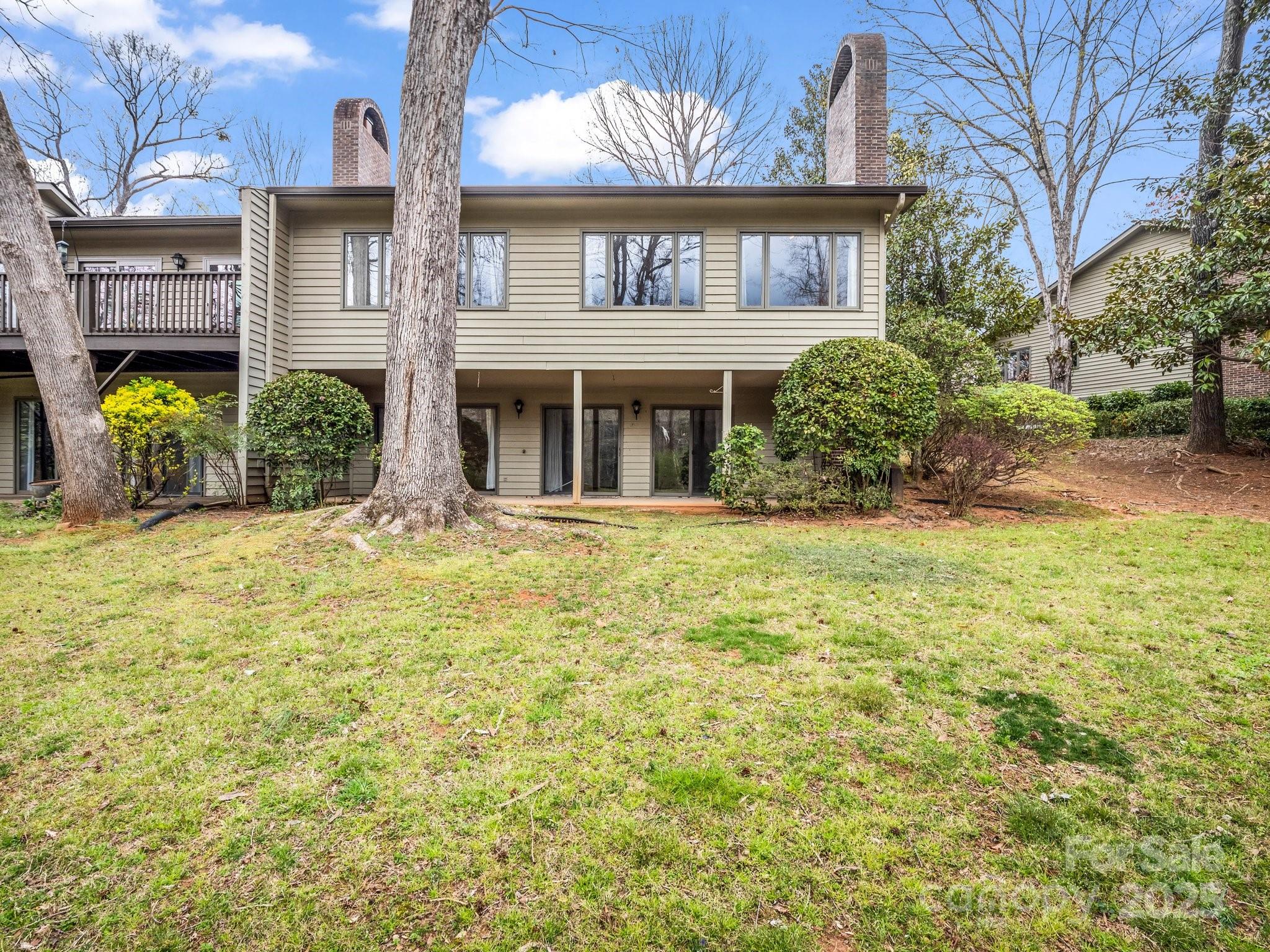 Hunting Country Trails - Residential