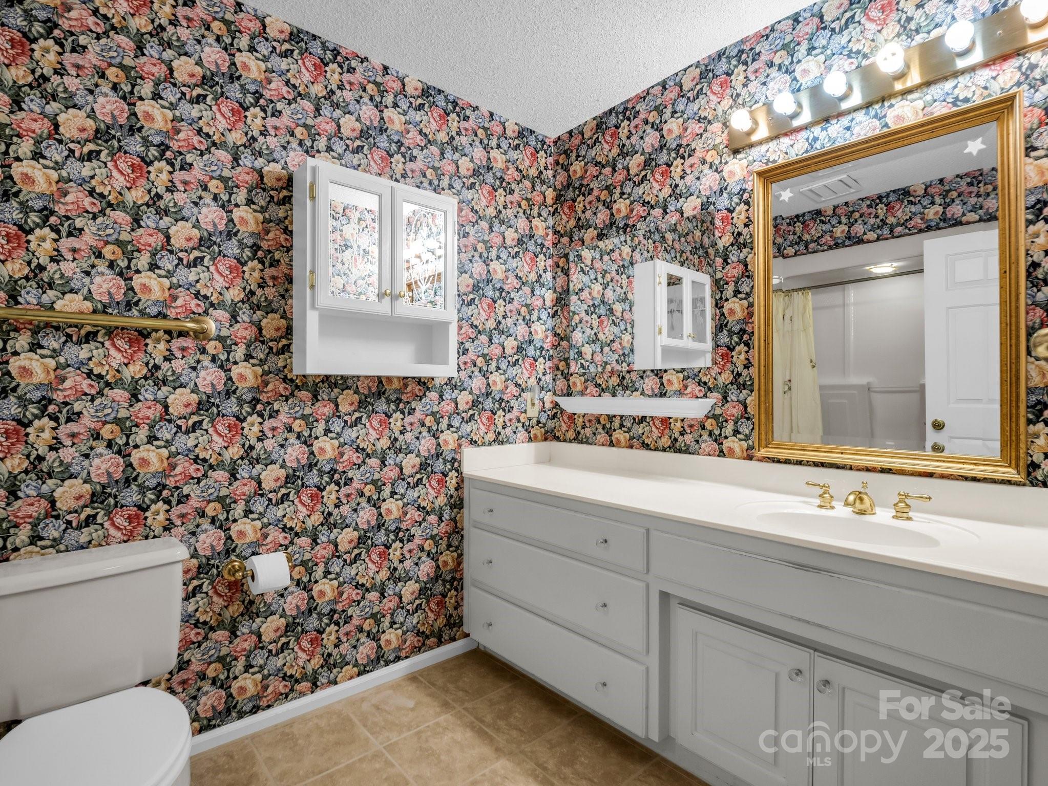 Hunting Country Trails - Residential