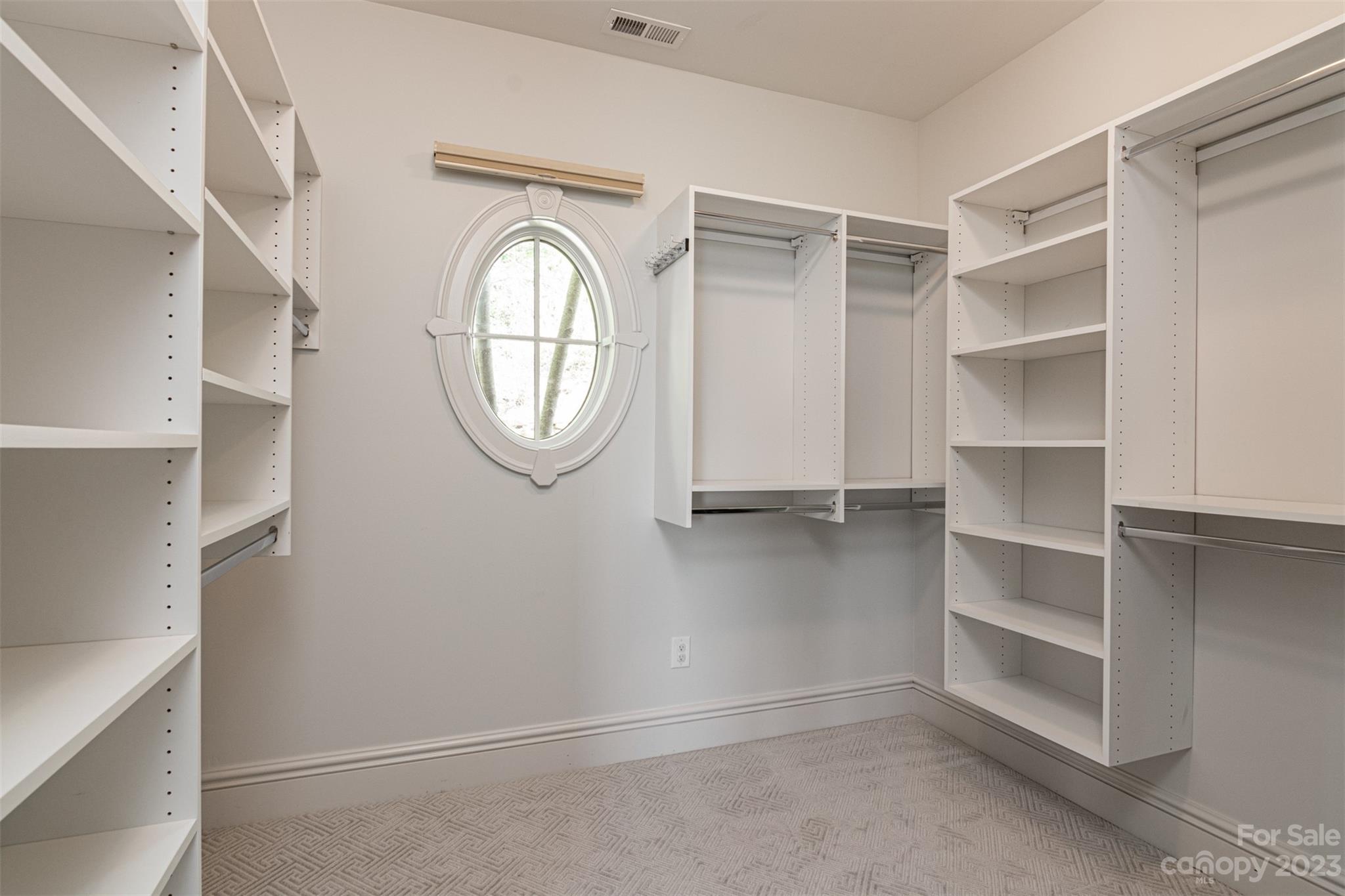 Reynolds Mountain - Residential