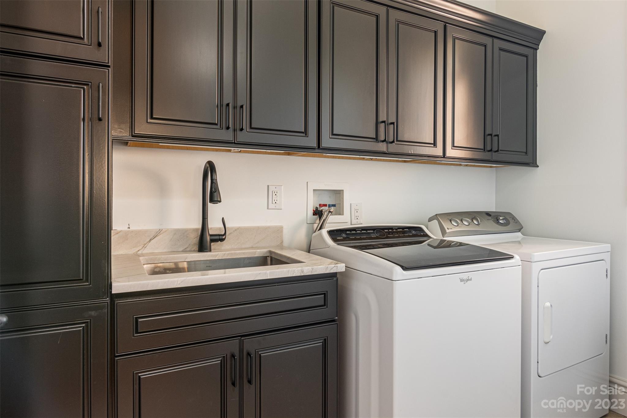 Reynolds Mountain - Residential