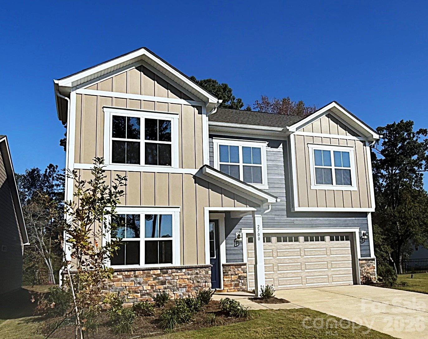 2700 Phoenix Court