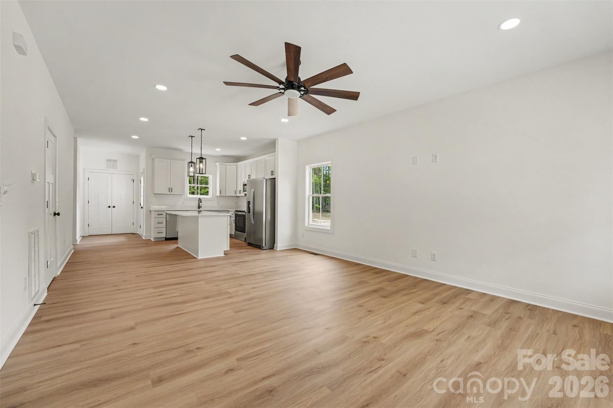 749 Jack Street 4