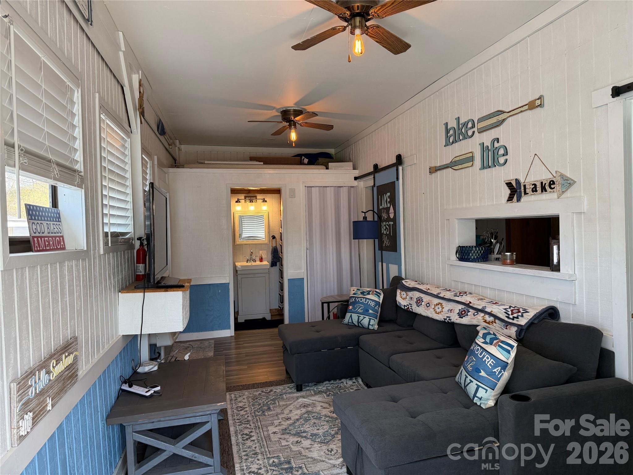 Twin Harbor - Residential