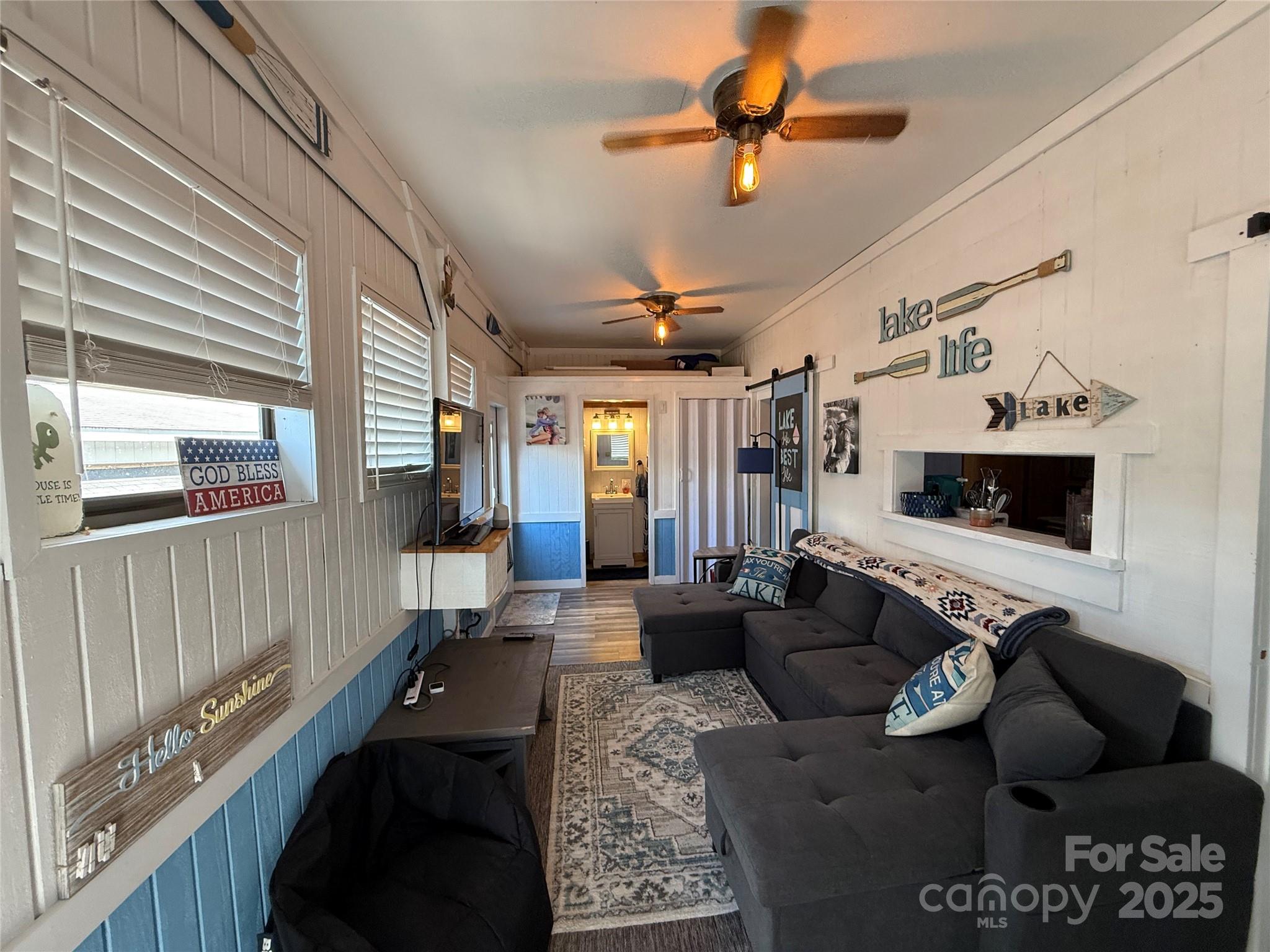 Twin Harbor - Residential