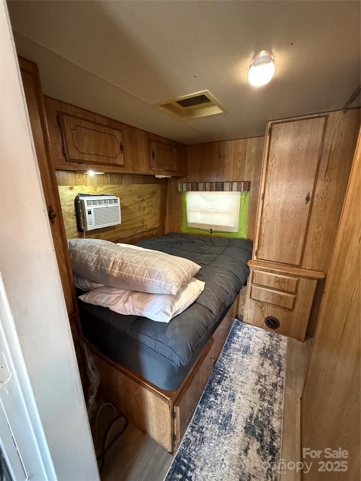 Twin Harbor - Residential