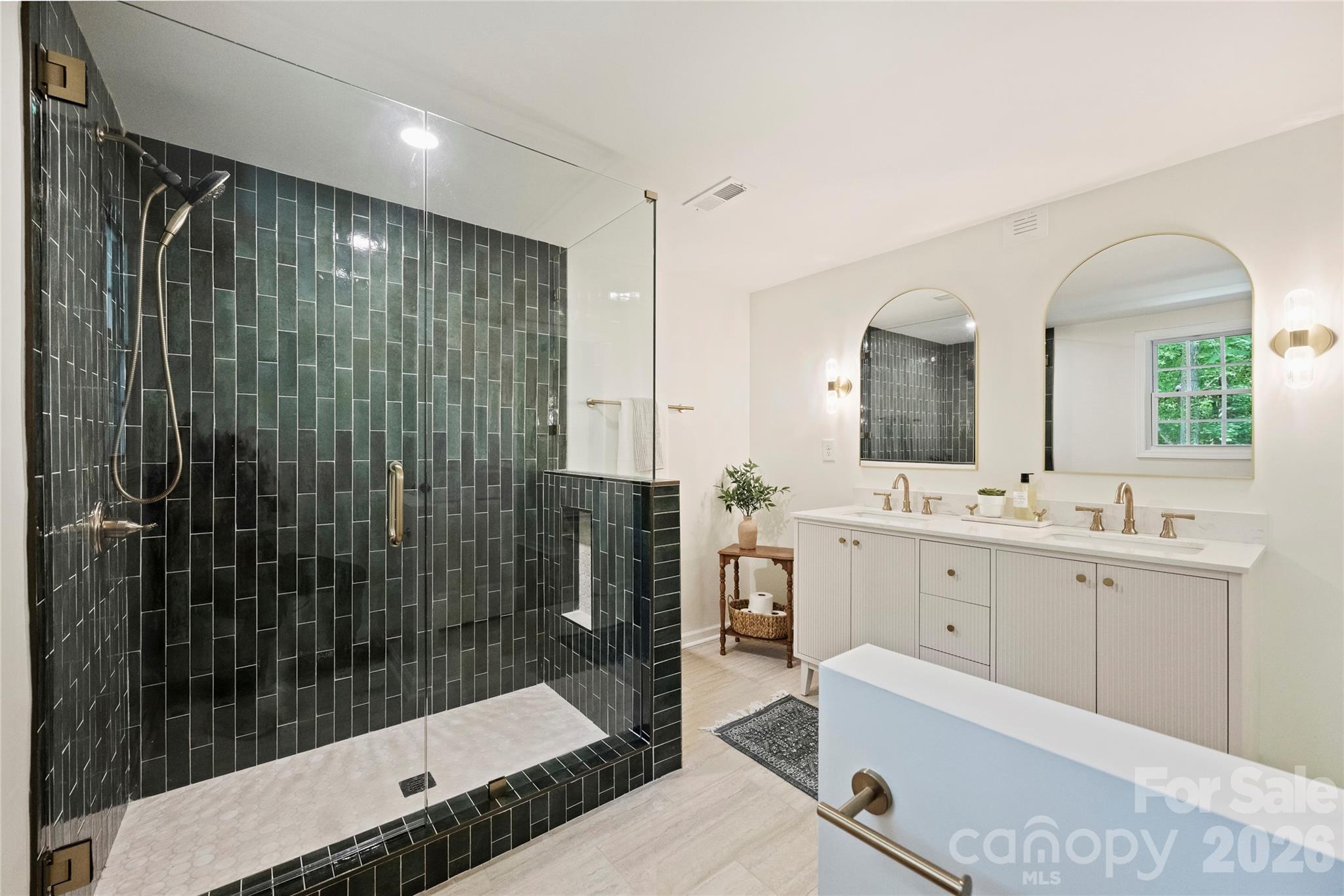 Heritage Woods East - Residential