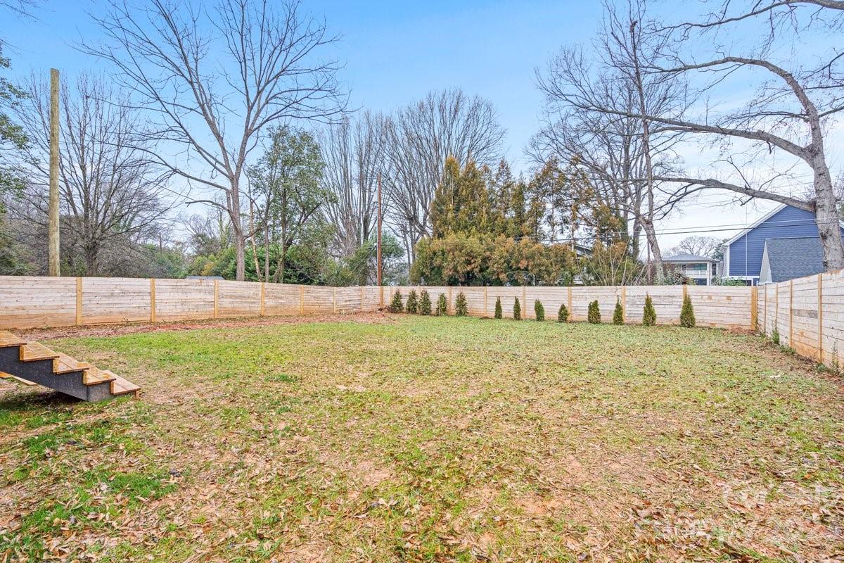 Plaza Hills - Residential