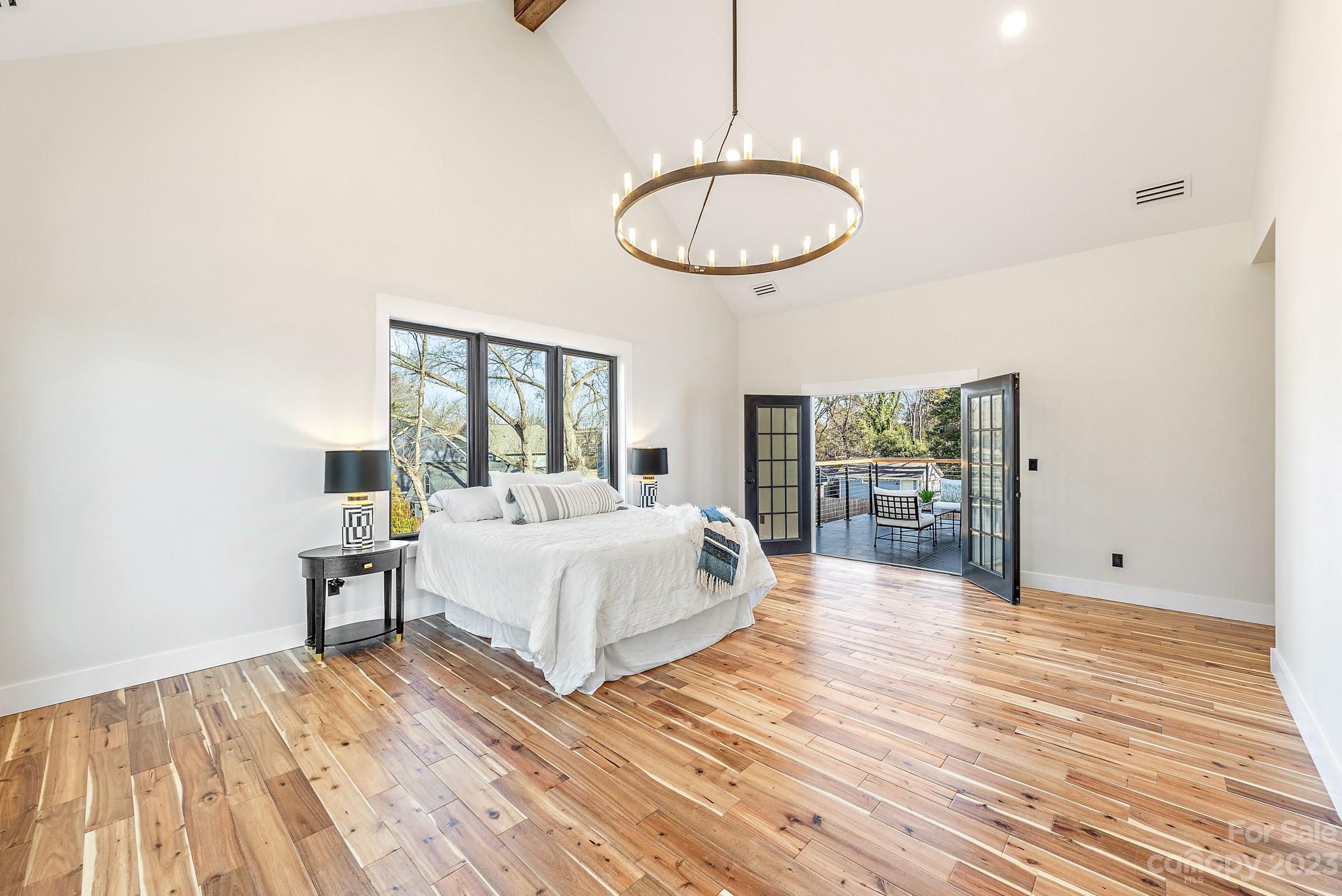 Plaza Hills - Residential