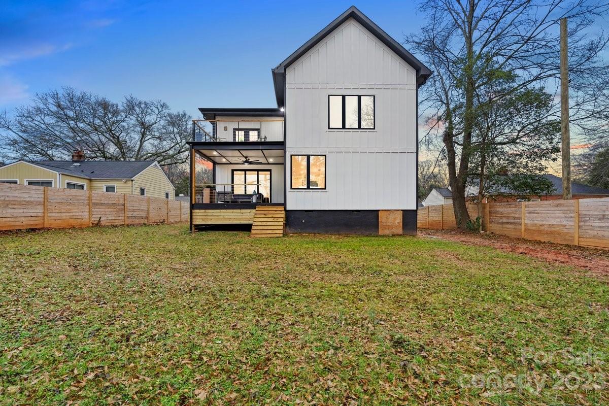 Plaza Hills - Residential