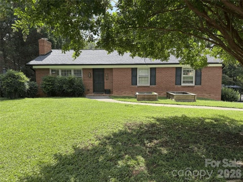 Photo of 948 Heather Lane, Charlotte, NC 28209 (MLS # 4420668)