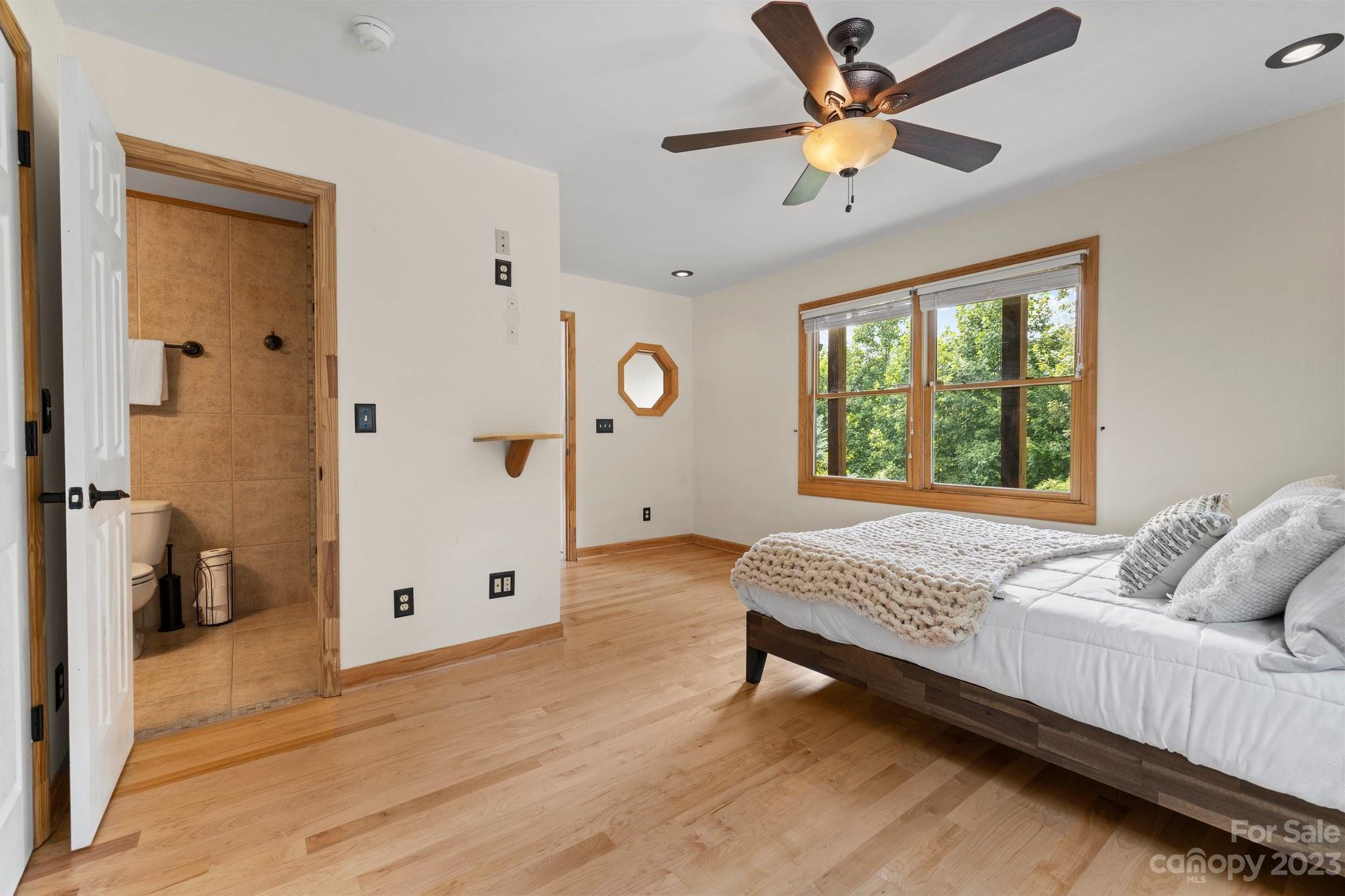 Gateway Mountain - Residential