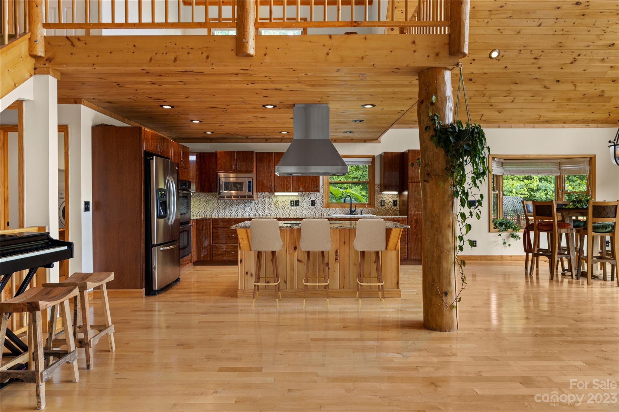 Gateway Mountain - Residential