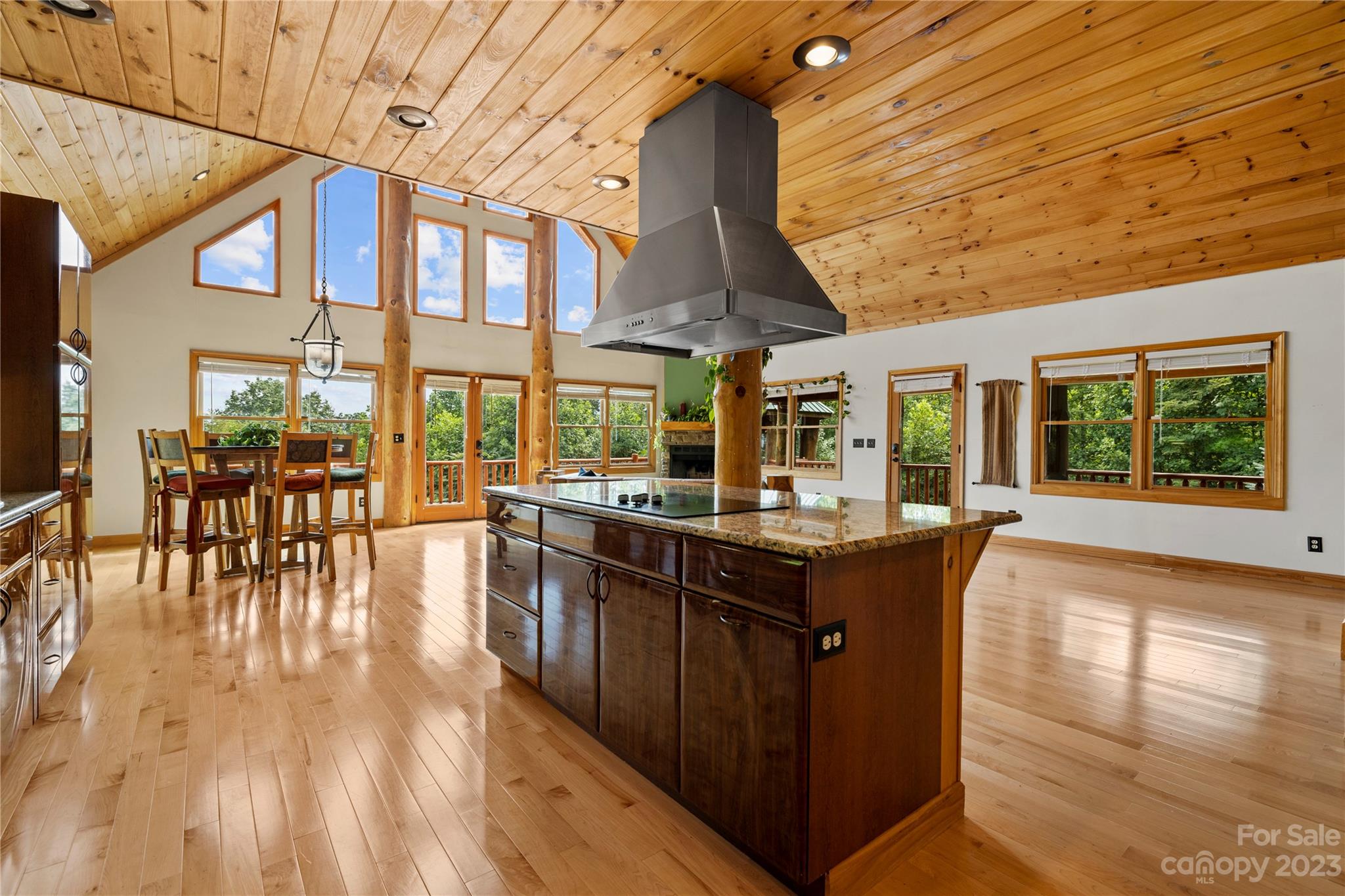 Gateway Mountain - Residential