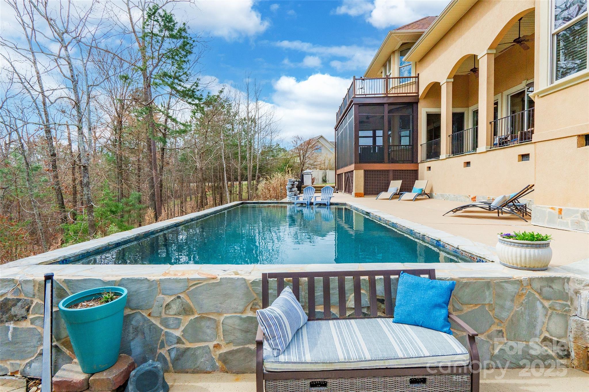 Liberty Hill Pointe - Residential