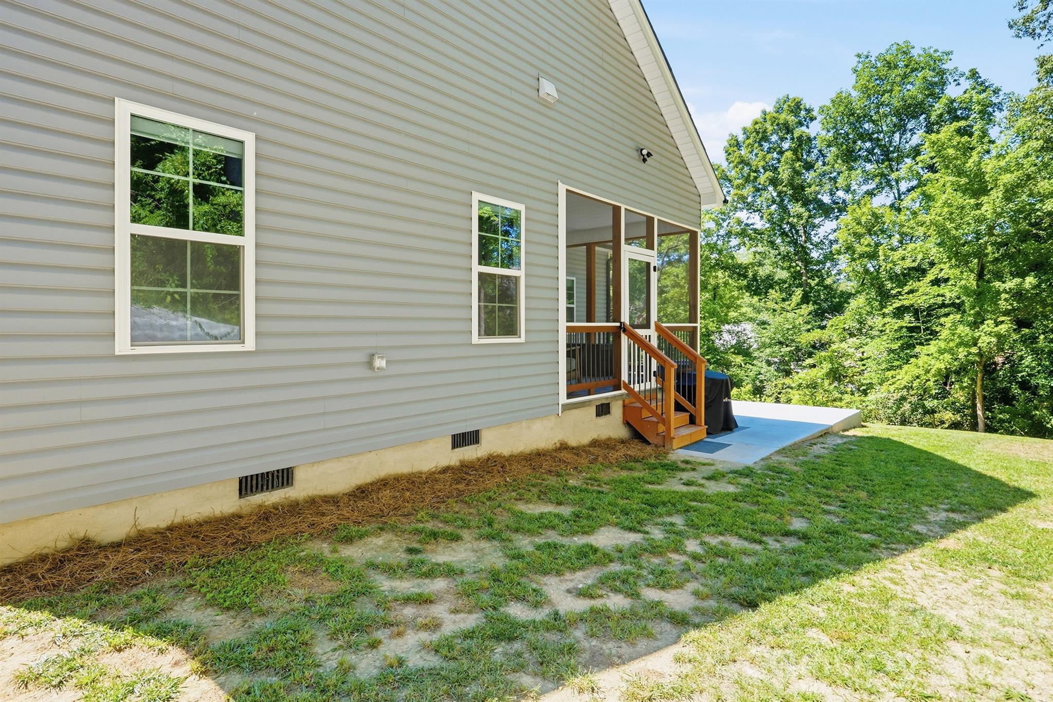 413 Lakewood Drive