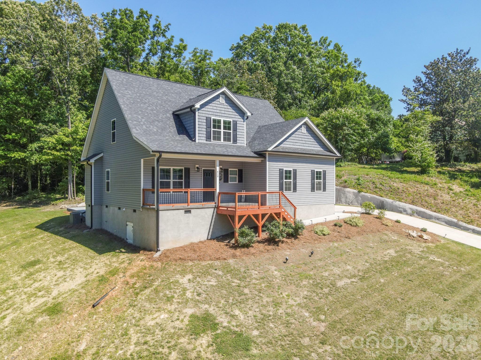 413 Lakewood Drive
